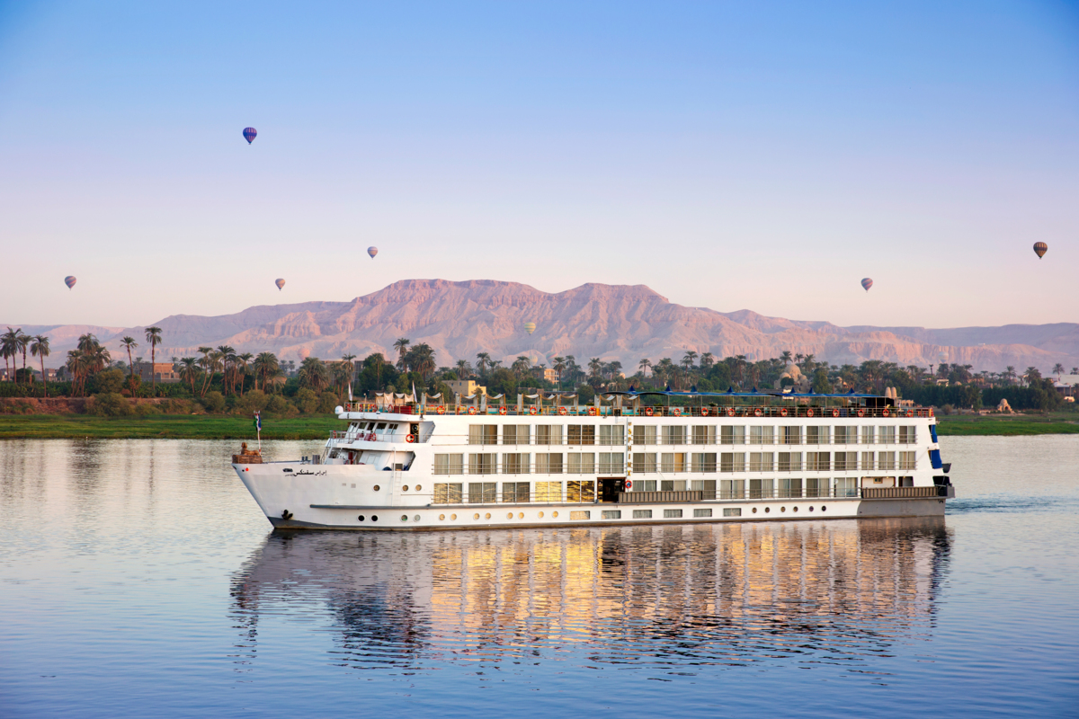 uniworld river cruises sx exterior 7795